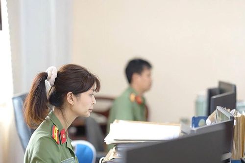 Những người thầm lặng 'gác cửa' dữ liệu nghiệp vụ