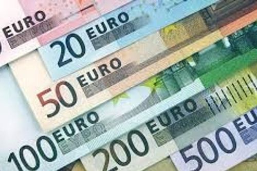 Tỷ giá Euro hôm nay 10/4: Tăng mạnh tại các ngân hàng, giá bán vượt 32.000 VND