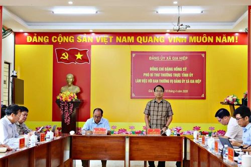 Phó Bí thư Thường trực Tỉnh ủy Lâm Đồng Đặng Hồng Sỹ làm việc với xã Gia Hiệp
