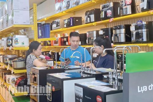 Thị trường điện lạnh vào mùa