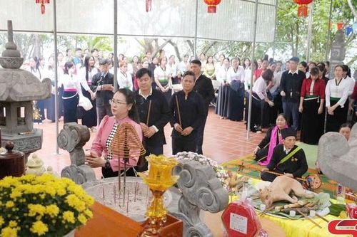 Từ huyền thoại đến lễ hội, du lịch văn hóa tâm linh