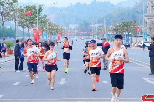 Lan tỏa phong trào chạy bộ