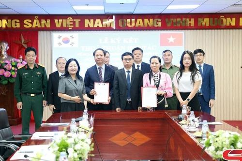 Ký kết thỏa thuận hợp tác đưa người lao động đi làm việc giữa tỉnh Sơn La và tỉnh Jeollabuk, Hàn Quốc
