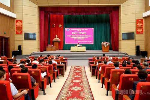 Triển khai nhiệm vụ trọng tâm công tác y tế quý II