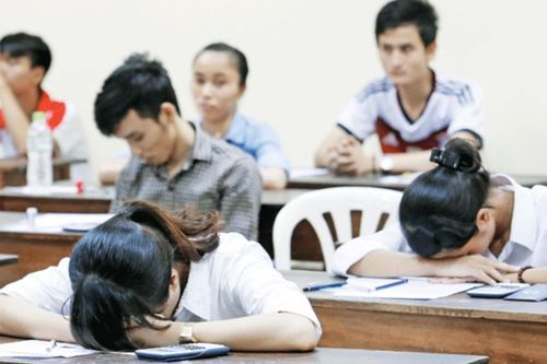 Nắng nóng cực đoan, bảo vệ 'bộ não sĩ tử' mùa thi ra sao?