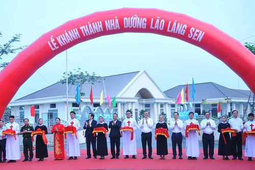 Cần Thơ: Khánh thành Nhà dưỡng lão Láng Sen, chăm sóc miễn phí người cao tuổi neo đơn