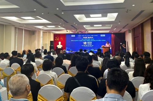 Thúc đẩy chuyển đổi số để phát triển du lịch nhanh, bền vững