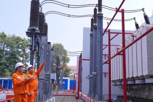 EVNHCMC đẩy mạnh các giải pháp bảo đảm cung ứng và tiết kiệm điện