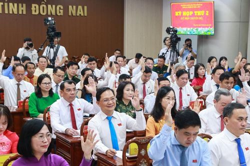 Đồng Nai: Thông qua nhiều nghị quyết quan trọng