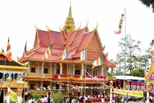 Thủ tướng Chính phủ Lê Minh Hưng gửi thư chúc Tết cổ truyền người Khmer