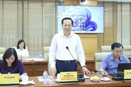 UBND tỉnh làm việc với Đoàn công tác Cơ quan điều hành Trung tâm tài chính quốc tế Thành phố Đà Nẵng