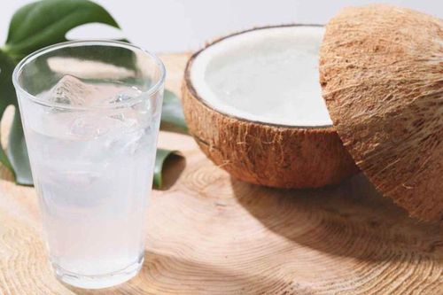 Nắng nóng uống nước dừa mỗi ngày có tốt không? Nhiều người đang hiểu sai