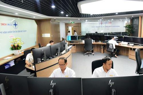 Sản lượng điện TPHCM lập đỉnh mới: EVNHCMC đẩy mạnh các giải pháp đảm bảo cung ứng và tiết kiệm điện