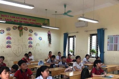 Sôi nổi Hội thi giao lưu viết chữ đẹp cấp tiểu học năm học 2025 – 2026 tại xã Hồng Sơn