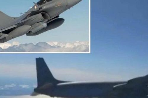 Tiêm kích Rafale của Pháp chặn trinh sát cơ Nga ngay trên biển Baltic