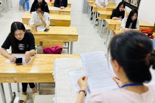 Kỳ thi tốt nghiệp THPT 2026 và kịch bản hóa giải gian lận công nghệ cao
