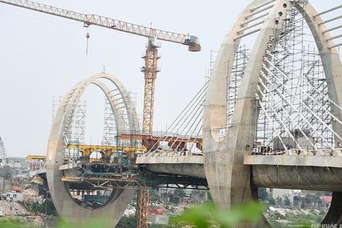 Cầu Đuống mới lộ diện sau 3 năm thi công