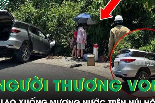 Ô tô lao xuống mương nước khi đổ đèo trên núi Hòn Bà, 6 người thương vong
