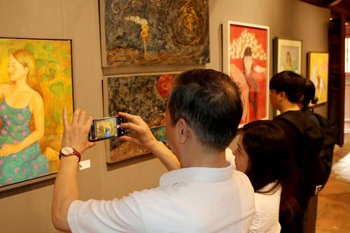 Tôn vinh tiếng nói sáng tạo của nữ nghệ sĩ trong nghệ thuật đương đại