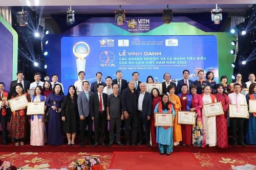 Hiệp hội Du lịch Việt Nam vinh danh 221 tập thể, cá nhân tiêu biểu năm 2025