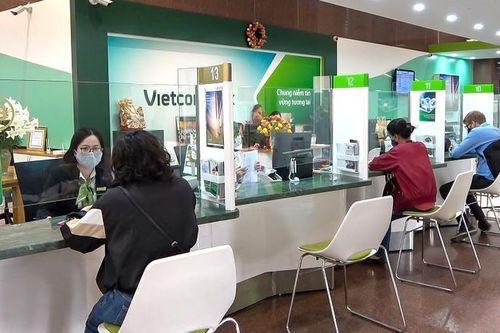 Ngân hàng đồng loạt hạ lãi suất, mở rộng dòng vốn cho nền kinh tế