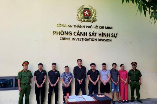 Bắt tạm giam 9 đối tượng núp bóng mua bán nợ để cưỡng đoạt tài sản
