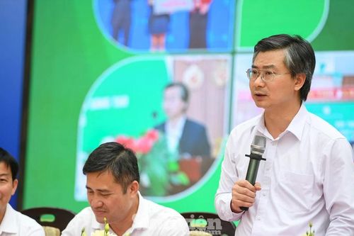 Học sinh phổ thông 'chạy đà' vào đời: Chọn ngành sai có thể trả giá nhiều năm
