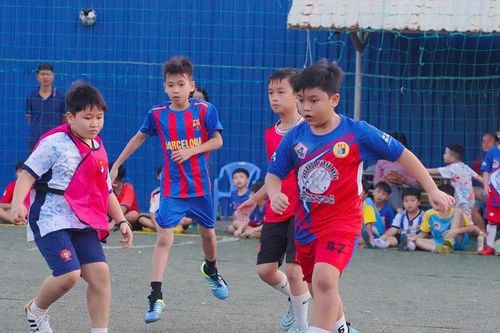 Ươm mầm tài năng trẻ từ bóng đá cộng đồng