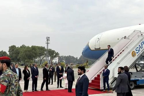 Phái đoàn Mỹ đến Pakistan chuẩn bị đàm phán với Iran