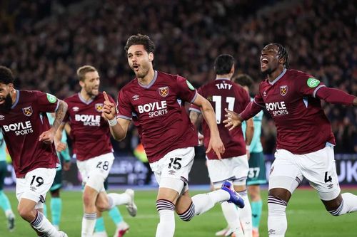 West Ham đẩy Tottenham đến bờ vực rớt hạng