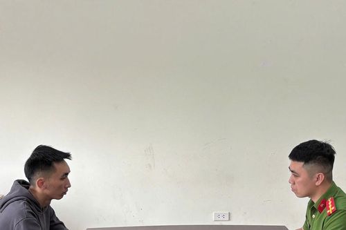 Lào Cai: Khởi tố đối tượng cố ý gây thương tích và sử dụng trái phép vũ khí quân dụng