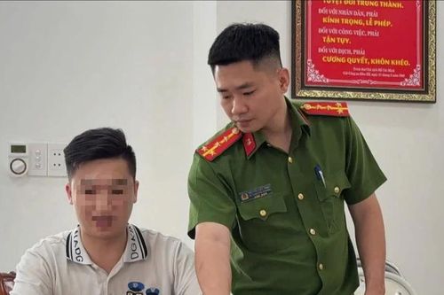 Triệu tập đối tượng chuyên lập tài khoản ngân hàng để bán