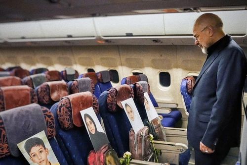 'Hành khách' đặc biệt trên chuyến bay đưa các quan chức Iran đi đàm phán với Mỹ