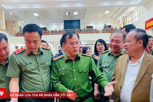 Vụ cướp ngân hàng 'tinh vi, táo tợn' ở Gia Lai:Kỳ 3: 'Bí ẩn' bên trong giỏ bánh kẹo đưa cho vợ thắp hương