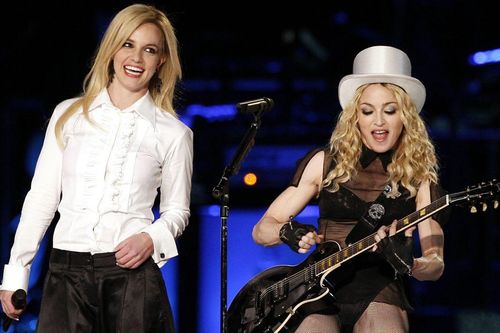 Madonna có cứu được Britney Spears?