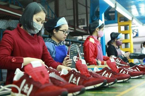 Chính sách nào cho ngành da giày trước áp lực 'độ mở' 90% xuất khẩu?