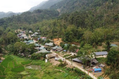 Khẩn trương thi công khu tái định cư bản Xa Mang