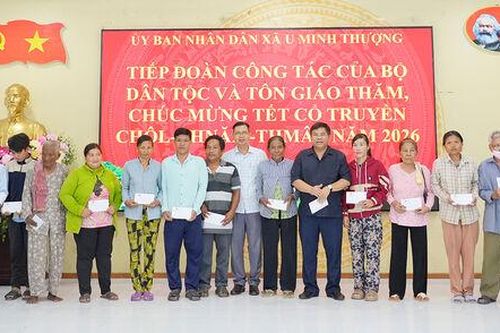Thứ trưởng Bộ Dân tộc và Tôn giáo thăm, chúc Tết Chôl Chnăm Thmây tại U Minh Thượng