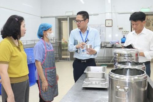 Bắc Ninh: Ngăn chặn thực phẩm bẩn xâm nhập bếp ăn tập thể