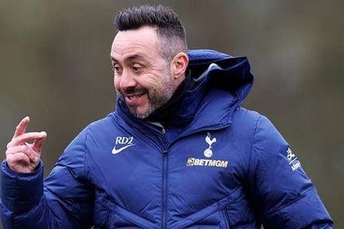Roberto De Zerbi và sứ mệnh hồi sinh bản sắc Tottenham trong cuộc đua trụ hạng