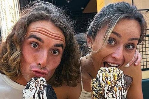 Stefanos Tsitsipas tiết lộ lý do chia tay Paula Badosa vì áp lực cạnh tranh chuyên môn