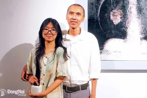 Nhà văn Nguyễn Ngọc Thuần: Trẻ em thích bố mẹ đọc sách cho nghe