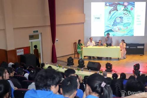 'Tiếp lửa' đam mê văn học nghệ thuật trong học đường