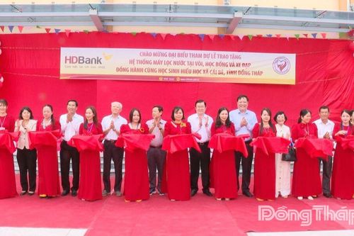 Tổng kết 4 năm thực hiện Dự án 'Nước sạch học đường' tại xã Cái Bè
