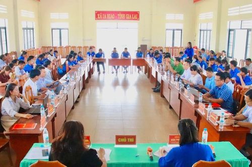 Xã Ia Hiao đối thoại với thanh niên: Lấy chuyển đổi số làm 'đòn bẩy' phát triển