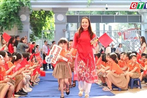 Điểm tin trưa: Không dạy bù để nghỉ liên tiếp 9 ngày dịp 30-4, 1-5