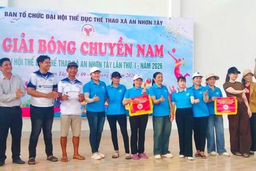 Đội thôn Nam Tượng 2 đoạt giải nhất Giải kéo co Đại hội TDTT xã An Nhơn Tây năm 2026