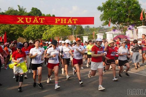 Sôi nổi giải chạy việt dã phường Cam Đường năm 2026
