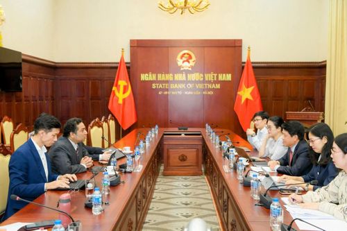 Phó Thống đốc Phạm Tiến Dũng tiếp và làm việc với Đoàn công tác Ngân hàng Thế giới