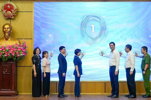 Khi cán bộ Mặt trận 'thực chiến' với AI